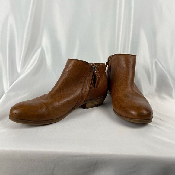 Soft Walk Faux Leather Ankle Boots - Women’s 8 - Picture 6 of 13